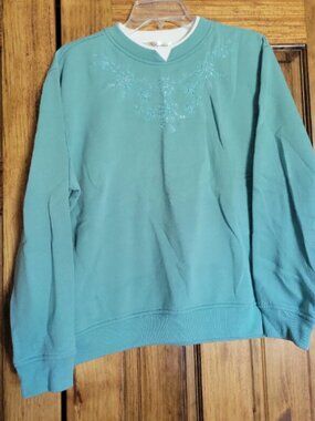 Womens size large sweatshirt